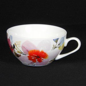 Special tea cup. Floral Stephine Ryan
